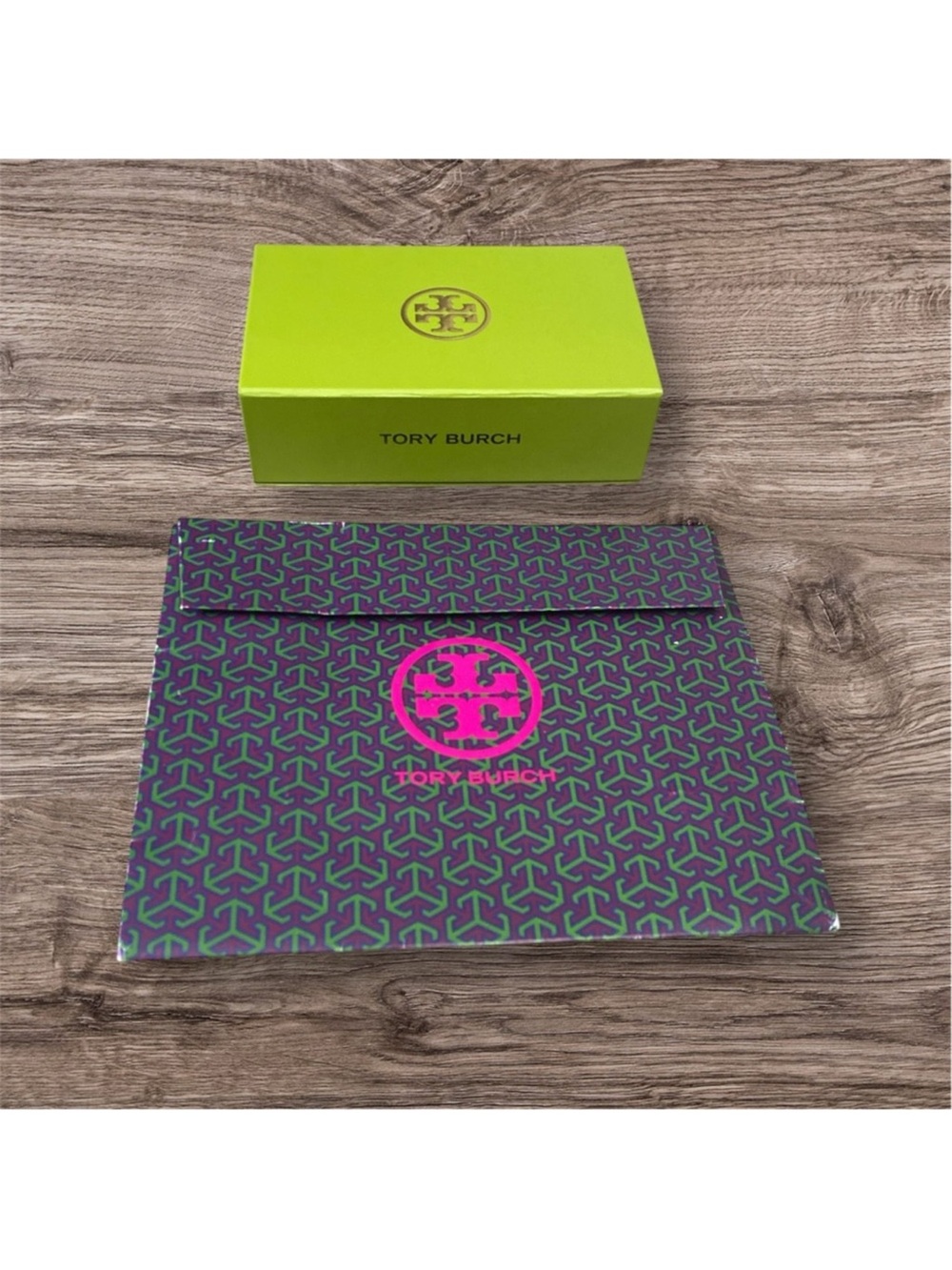 Tory Burch Disposable Camera with Gift Bag 36 EXP